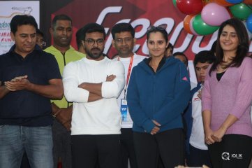 Celebs At 10k Run
